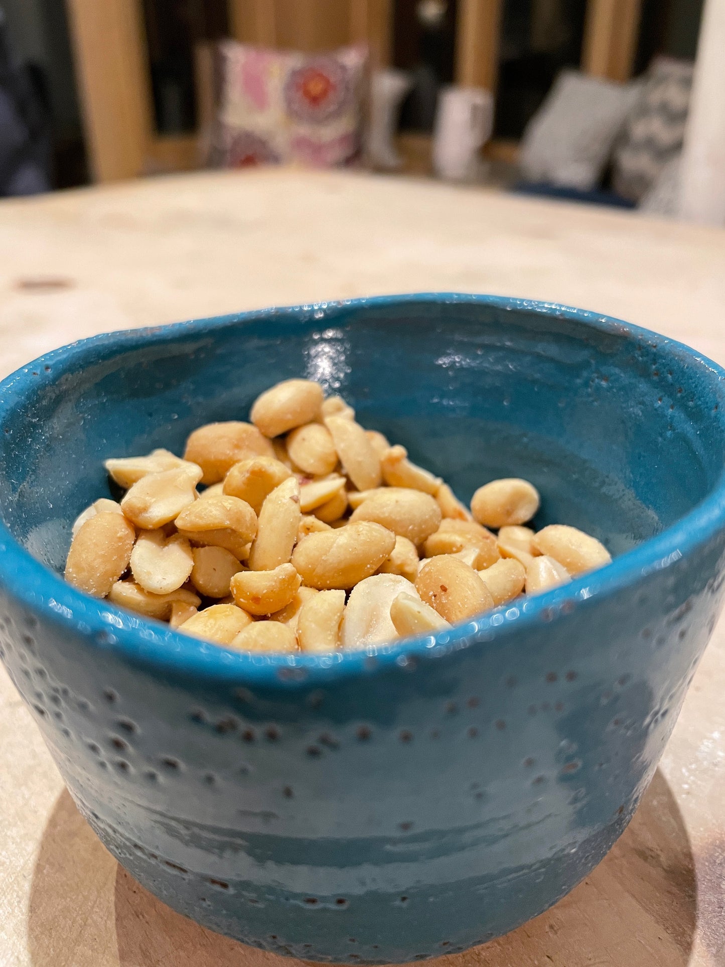 Nut bowl